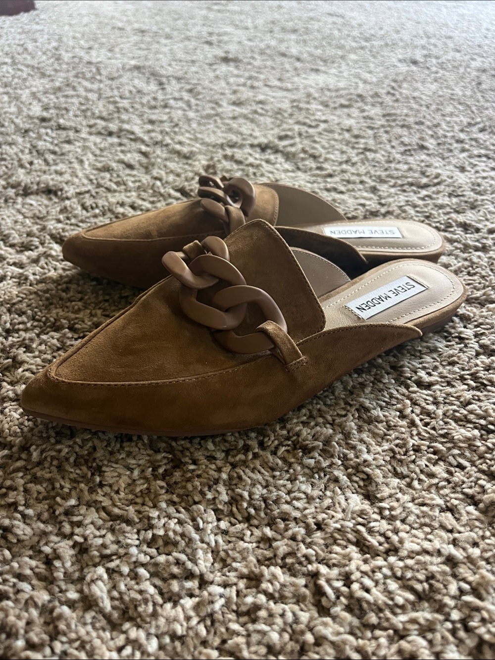 Steve Madden Tan Suede Chain-Trim Mules